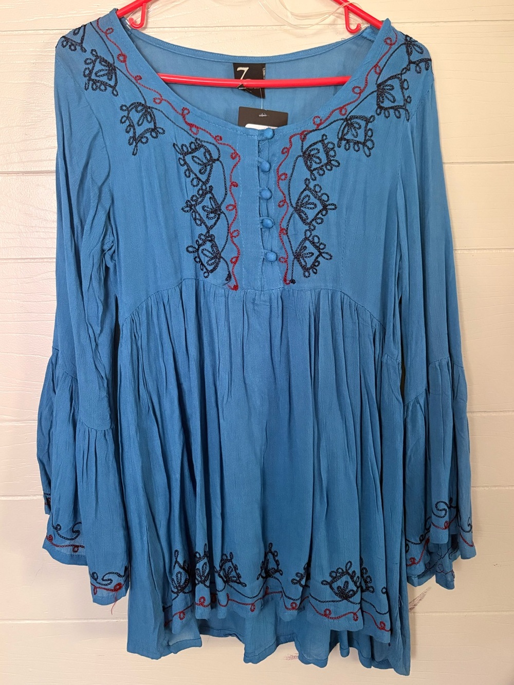 Blue Embroidered Boho Tunic Top w Bell Long Sleeve Cuffs 7 Islands S and M‎ NWT